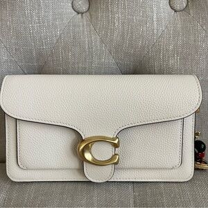 Coach Tabby Chain Clutch – Chalk Color